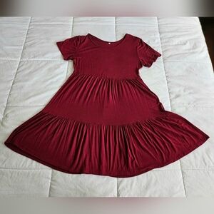 Elegant Burgundy Midi Dress